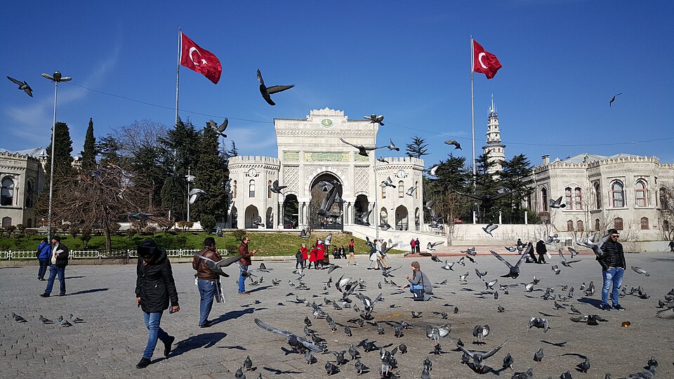 Beyazıt Meydanı